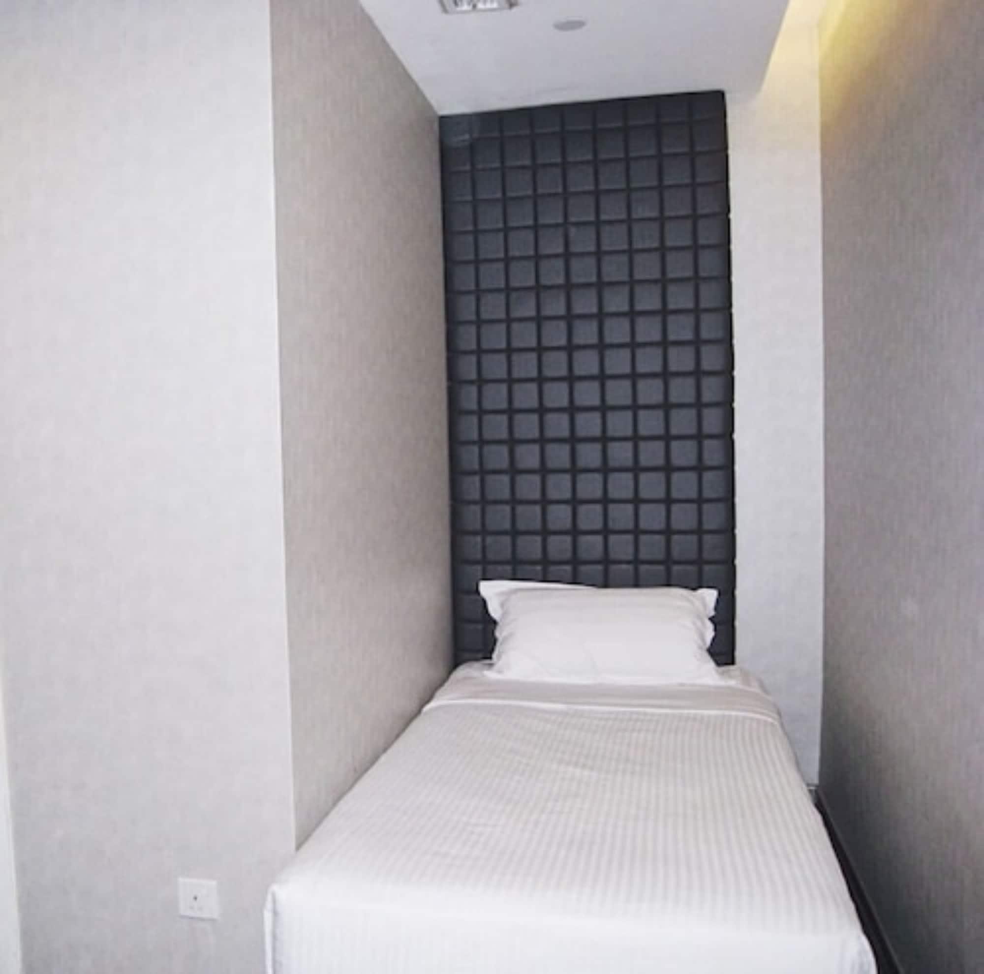 Hotel Re! @ Pearl'S Hill Singapore Exterior photo